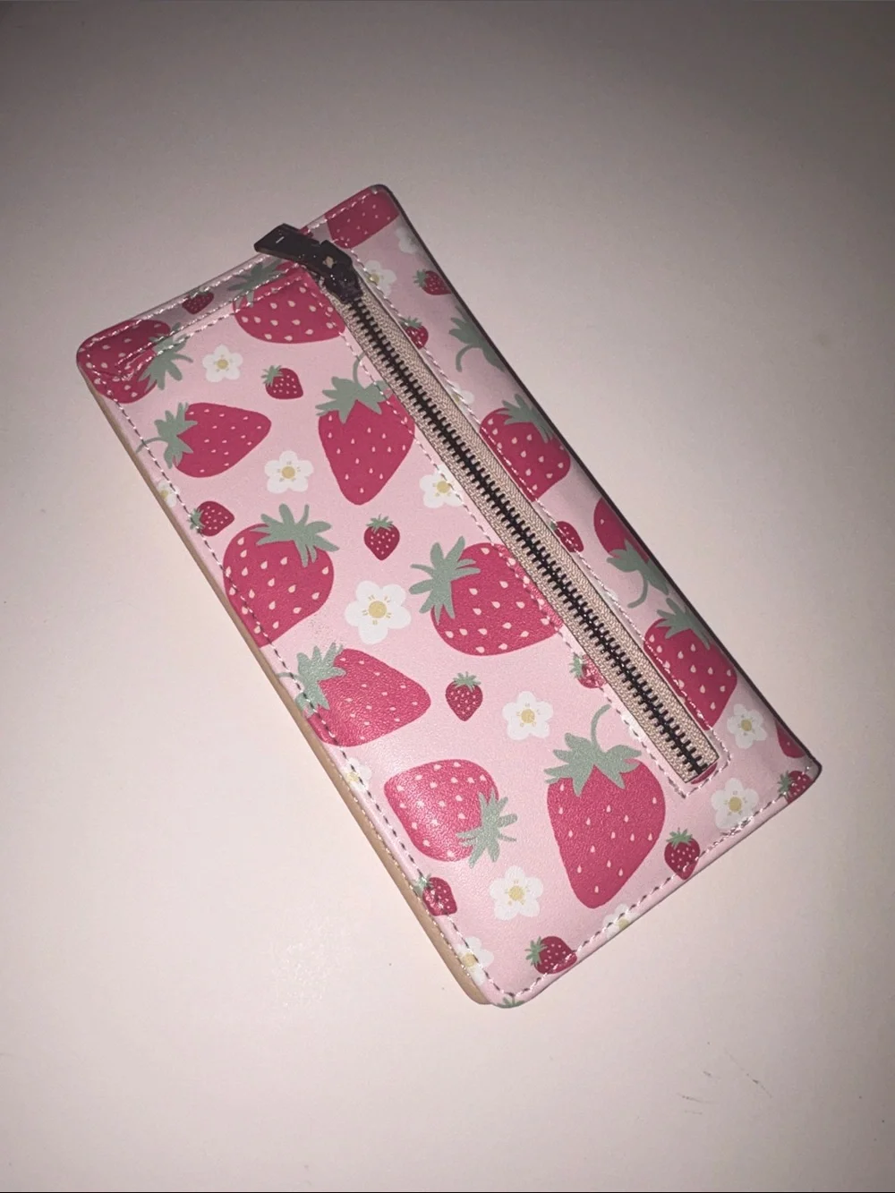 NWOT Strawberry Print Pink Long Wallet - Picture 3 of 4